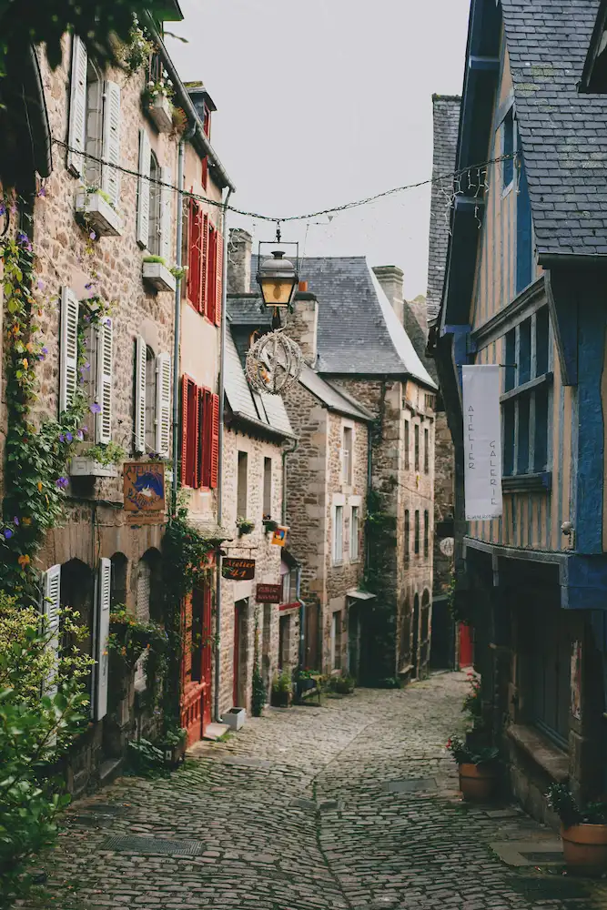 dinan-orlovamaria-pexels